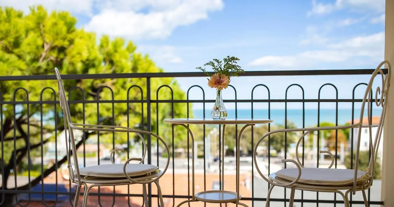 Hotel Stella Riccione 3*,  Italia