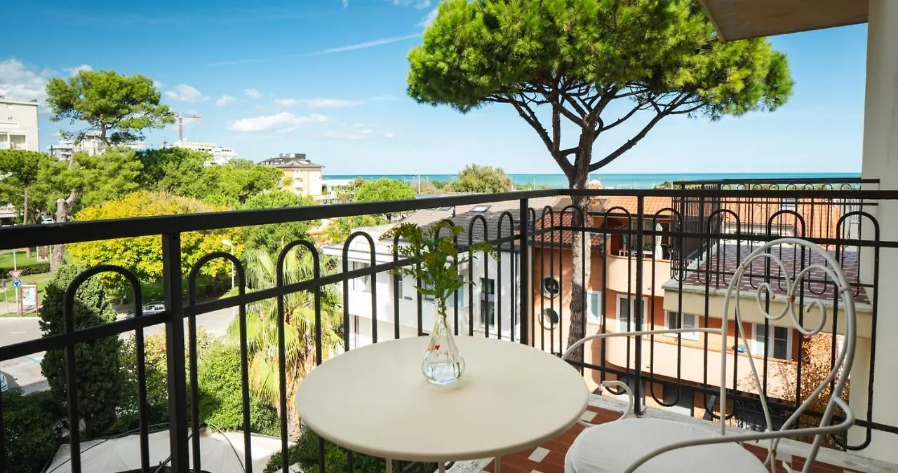 Hotel Stella Riccione 3*,